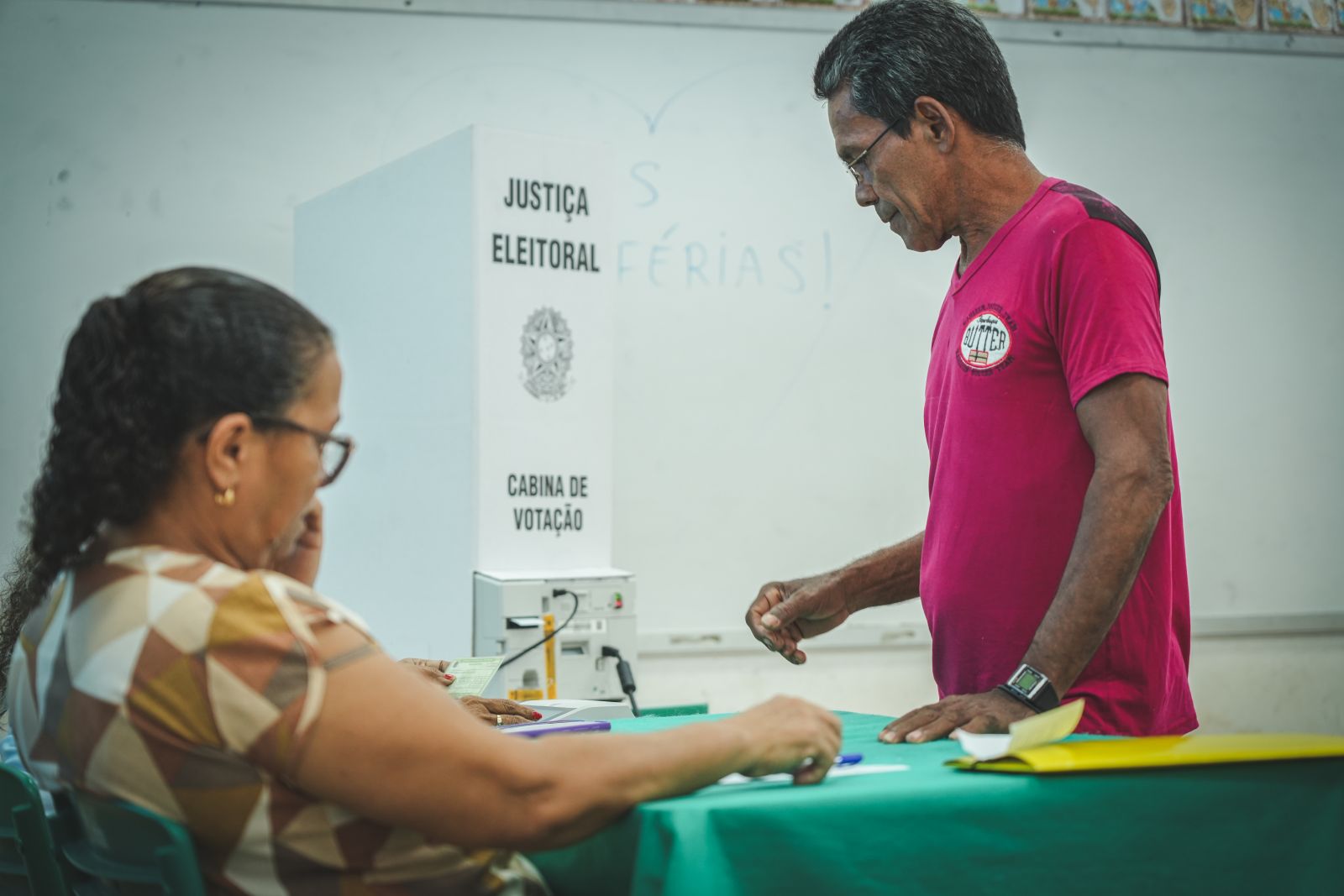 Foram utilizadas 100 urnas eletrônicas cedidas pelo TRE/RO